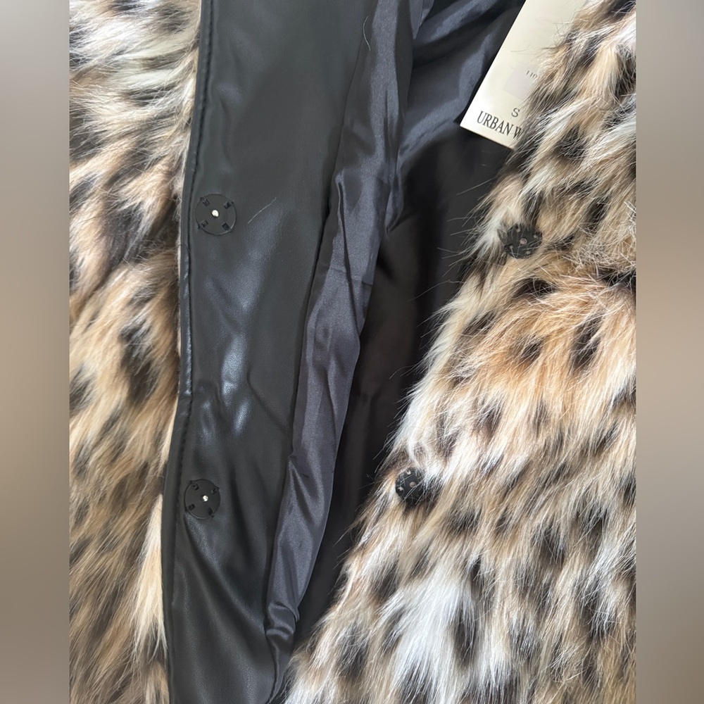 Faux Fur Leopard Jacket - Picture 12 of 15